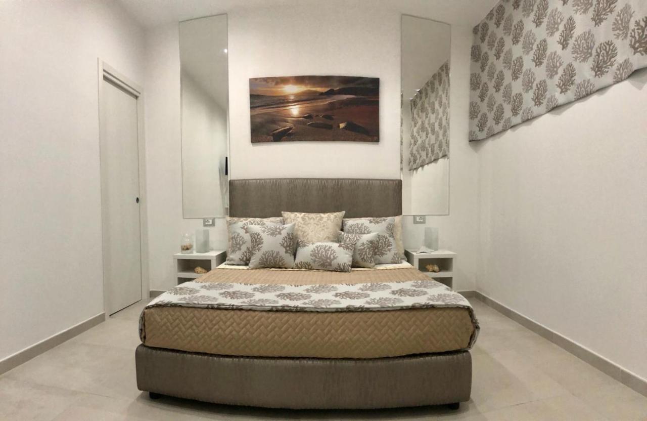 Accanto A Te - Charme Rooms Vieste Exterior photo